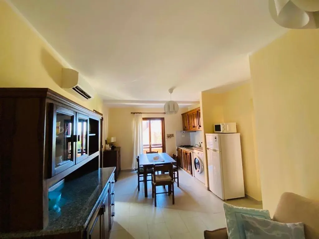 Apartments Casa Luna Costa Smeralda 50 M Zum Meer Marinella