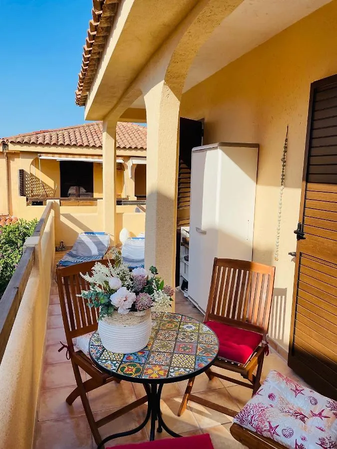 Apartments Casa Luna Costa Smeralda 50 M Zum Meer Marinella  Italy