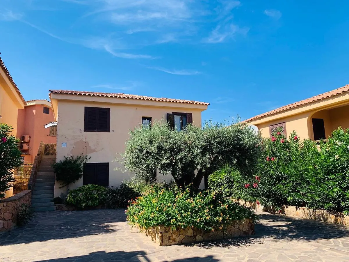 Apartments Casa Luna Costa Smeralda 50 M Zum Meer Marinella   Marinella (Sardinia)